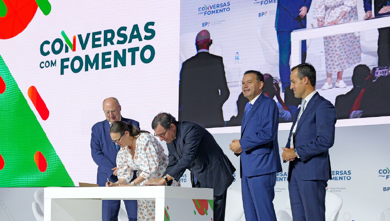 Inovação e competitividade empresarial portuguesa <br> Primeira edição das "Conversas com Fomento" destaca papel do Grupo Banco Português de Fomento no apoio às PME nacionais Inovação e competitividade empresarial portuguesa <br> Primeira edição das "Conversas com Fomento" destaca papel do Grupo Banco Português de Fomento no apoio às PME nacionais